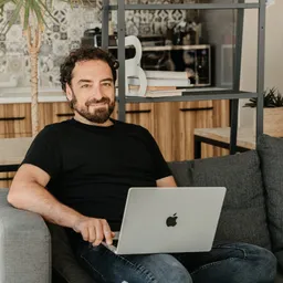 David Jornet - Consultor de paid media para tiendas online